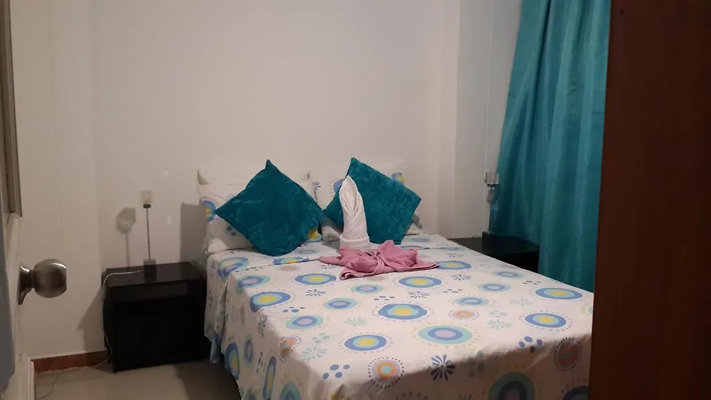 Guest house Habitaciones En Medellin