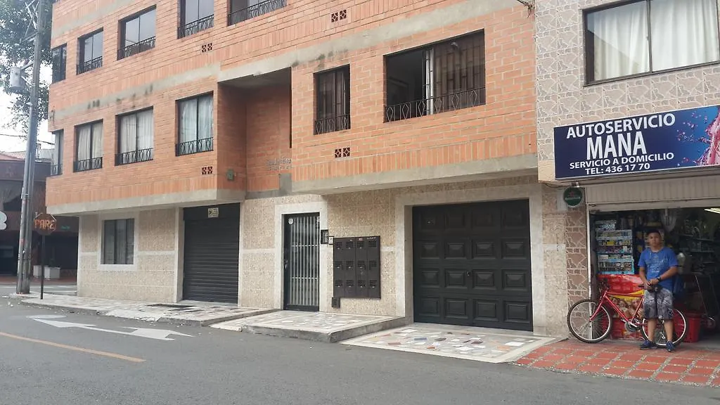 Habitaciones En Medellin 3*,  Colombia