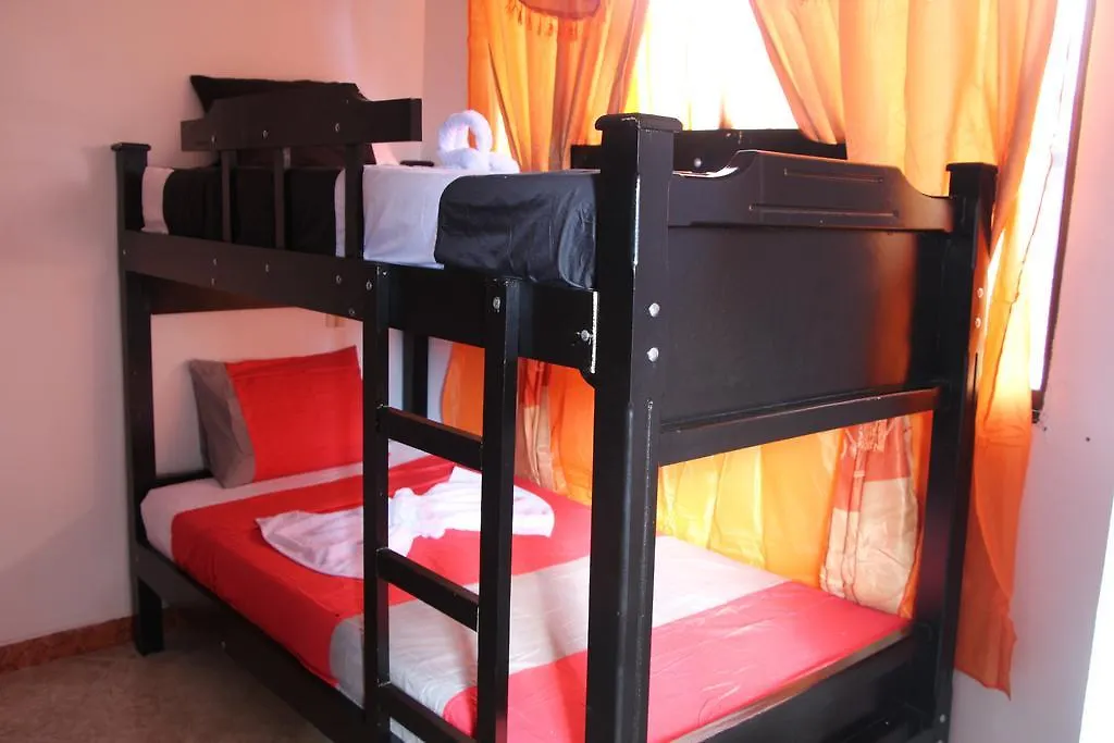 Habitaciones En Medellin Guest house