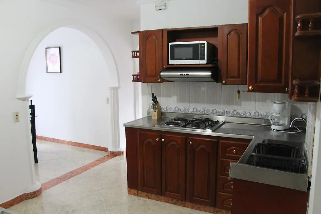 Habitaciones En Medellin Guest house